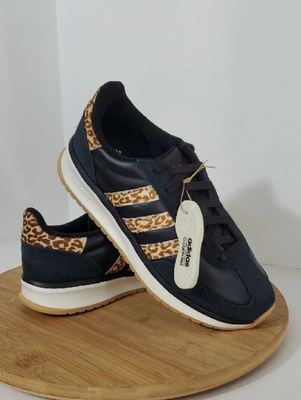 adidas RUN 70s 2.0 Black Leopard Print Accents Women's Size 7 NIB